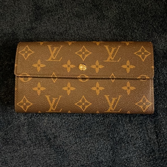 LOUIS VOUITTON Sarah Wallet - Imitation - Mint Condition - Picture 2 of 6
